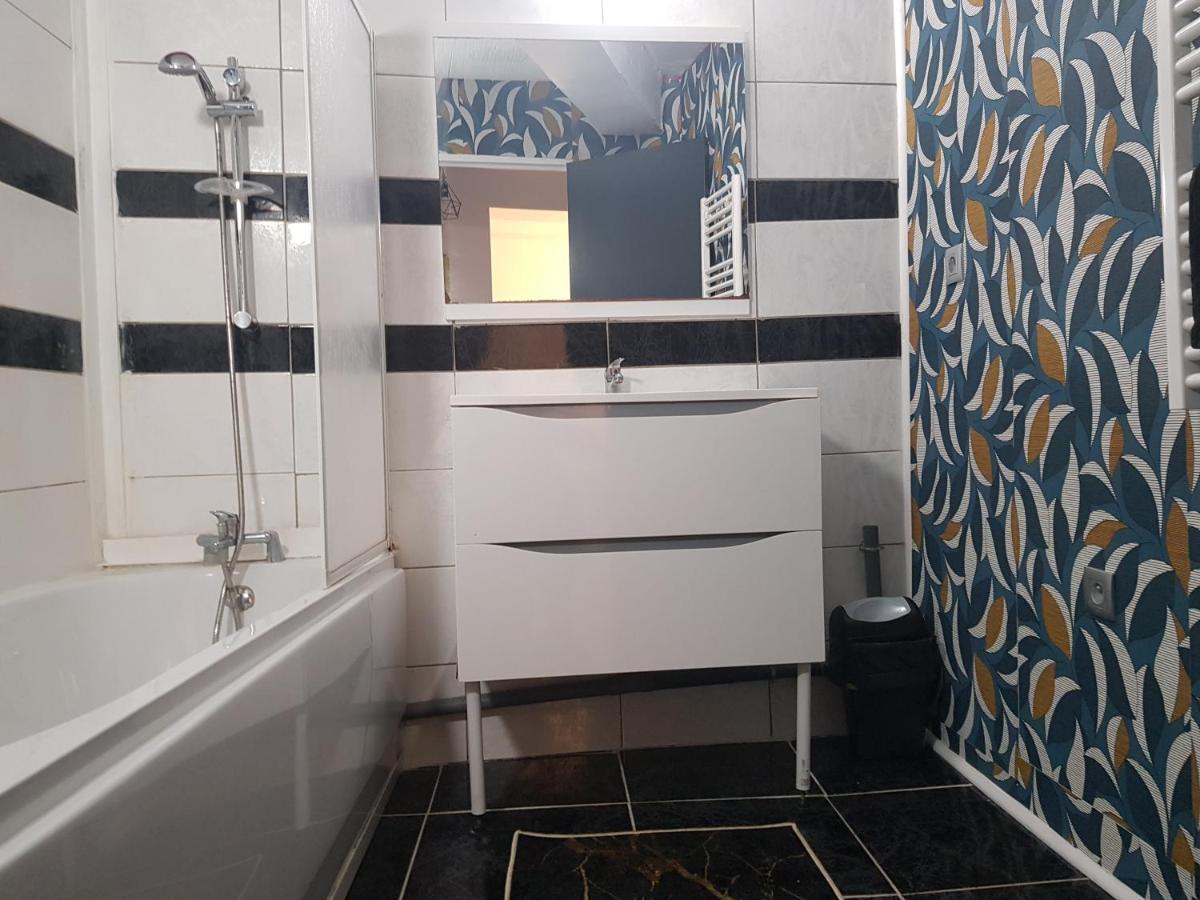 Appartement Numero 1 Diamant Saint-Junien Bagian luar foto
