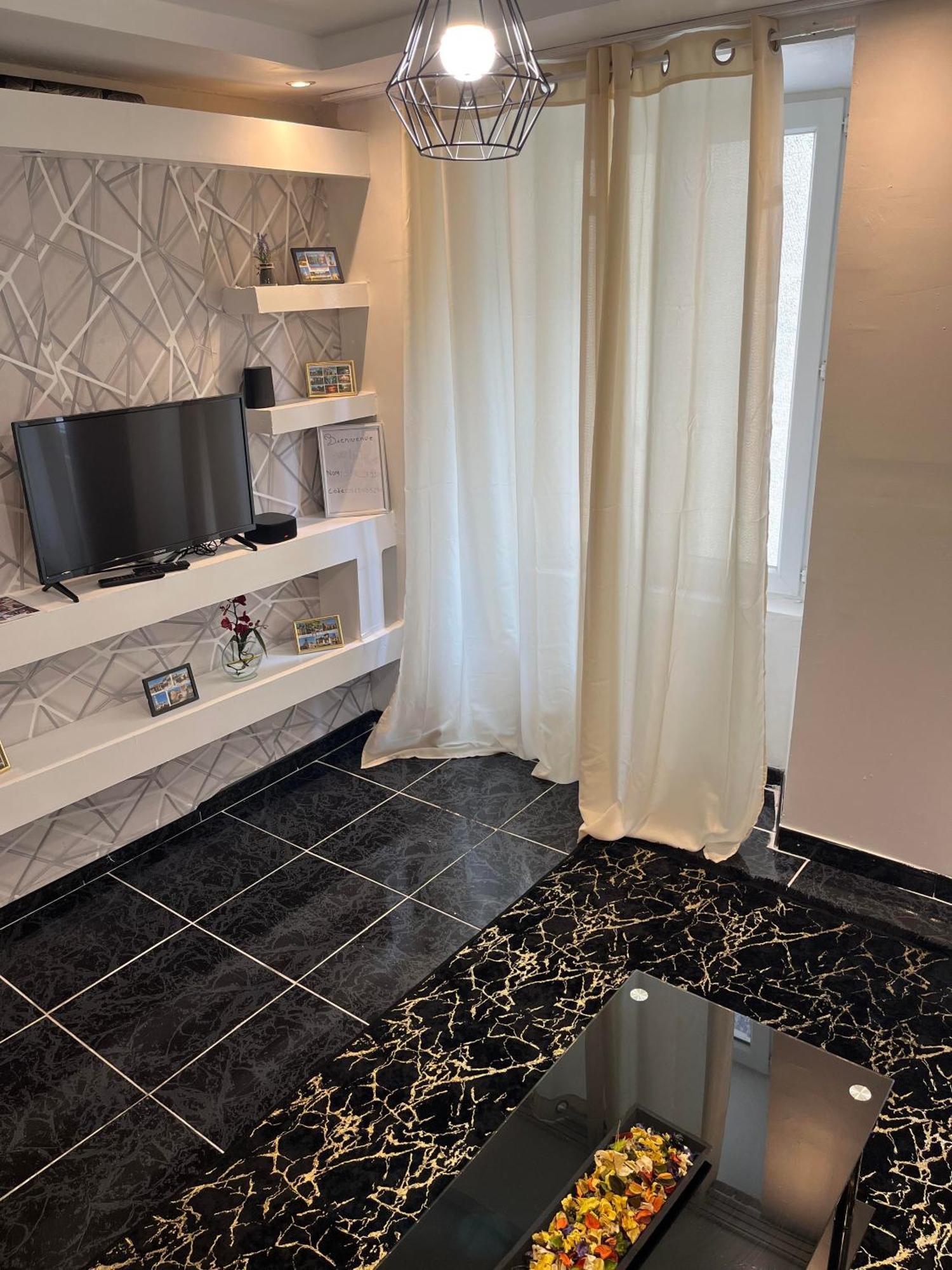 Appartement Numero 1 Diamant Saint-Junien Bagian luar foto
